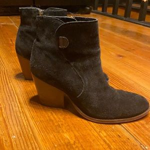 Black suede Sam Edelman ankle boots size 7